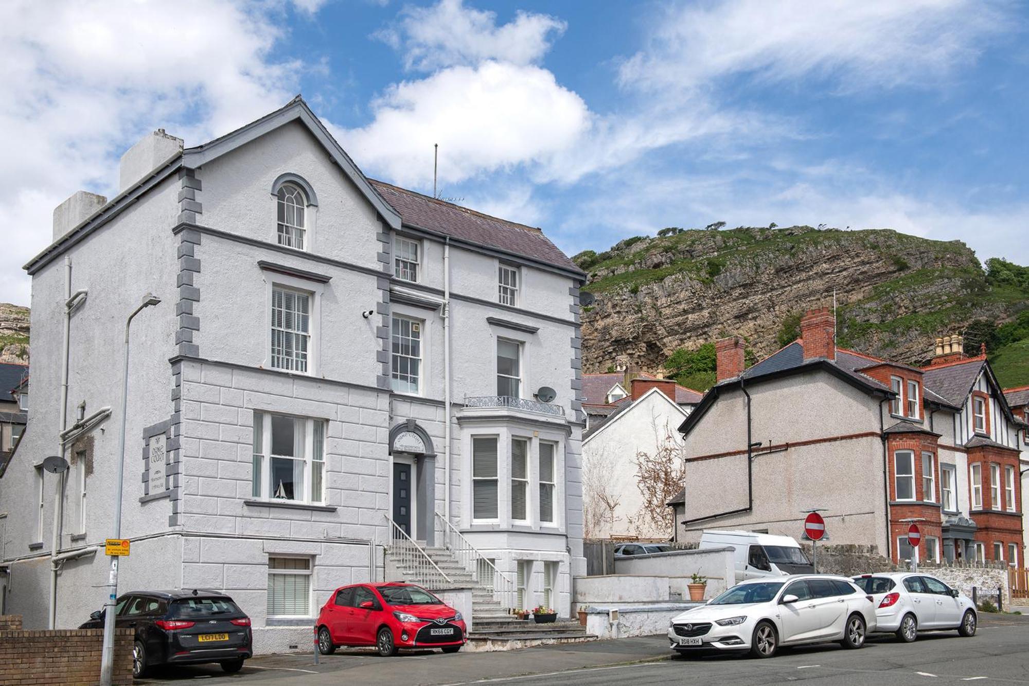 Abbey Road Boutique Holiday Apartment Llandudno Extérieur photo